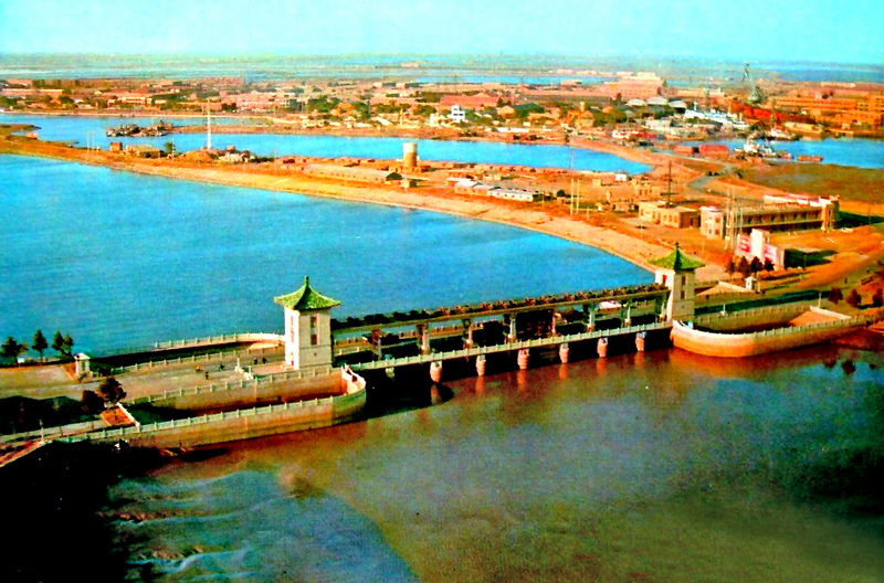 6.1972年海河防潮闸.jpg