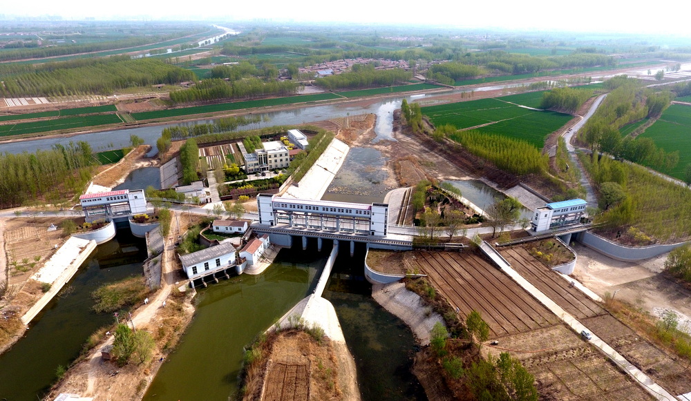 8  牛角峪退水闸.jpg